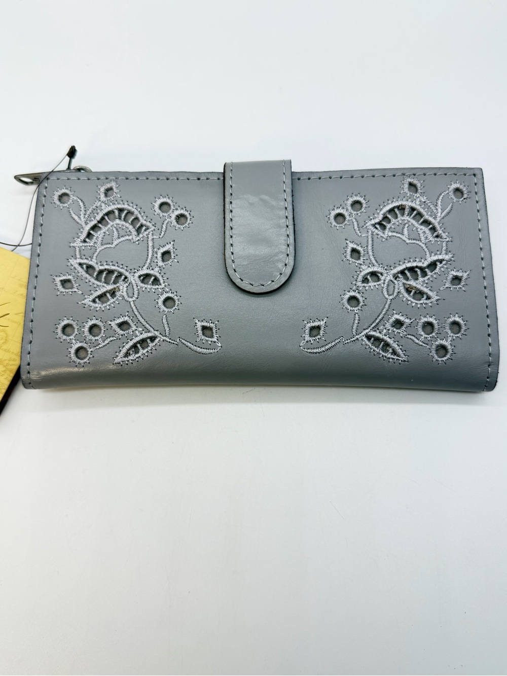 Patricia Nash Nazari Lt. Grey Bifold RFD Wallet NWT